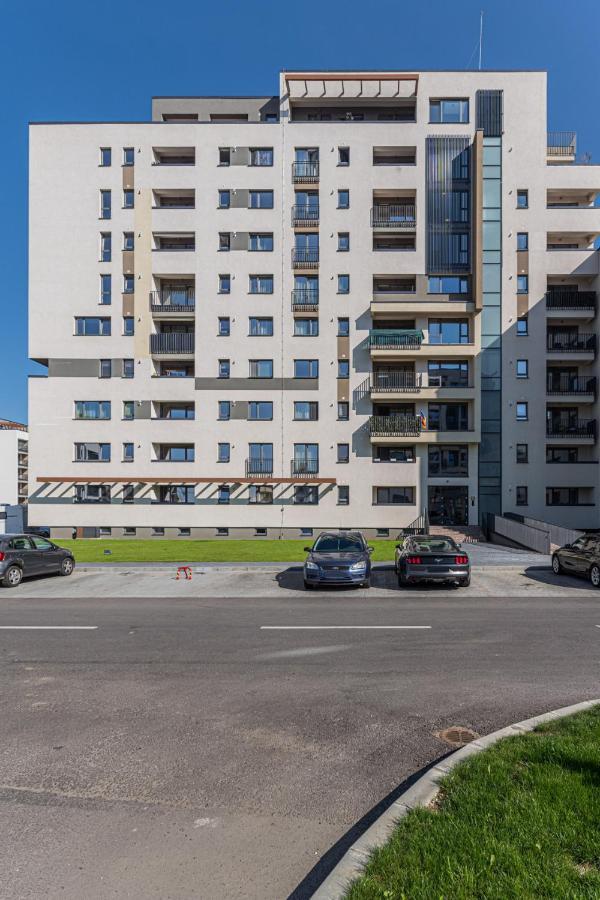 Rentforcomfort Apartment Ella 2 Braşov Buitenkant foto